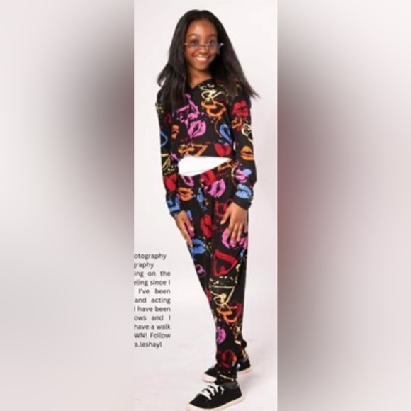 Pants - NWT Full Circle Trends 2 Piece Hoodie Set Size Large